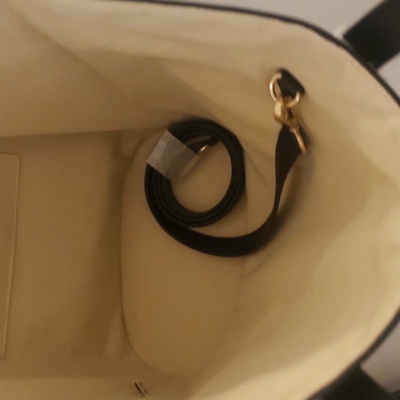 Poolside beach tote had woven by female artisans in tbe Philippines - Picture 5 of 6